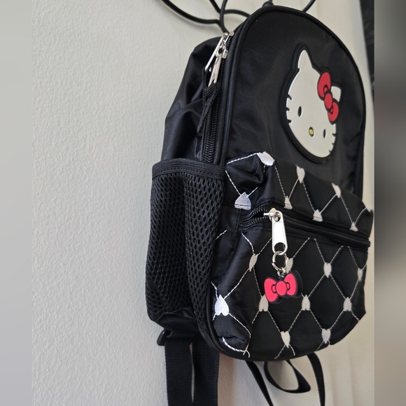 Hello Kitty Quilted Black Backpack With White Hearts EUC - Picture 4 of 6